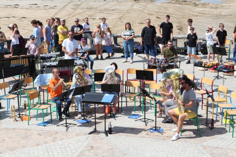 Pléneuf - Mise en place du concert